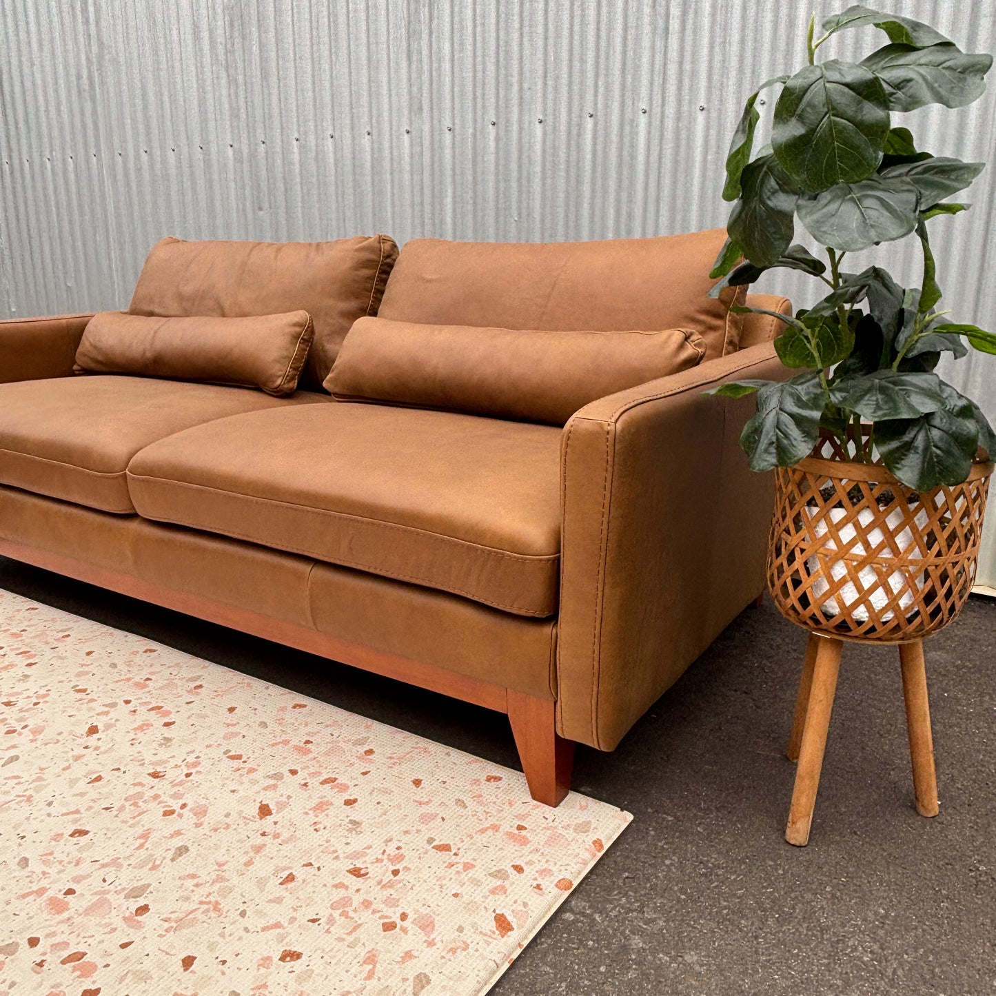 Big Barberina Tan Leather 2.5 Seater Lounge