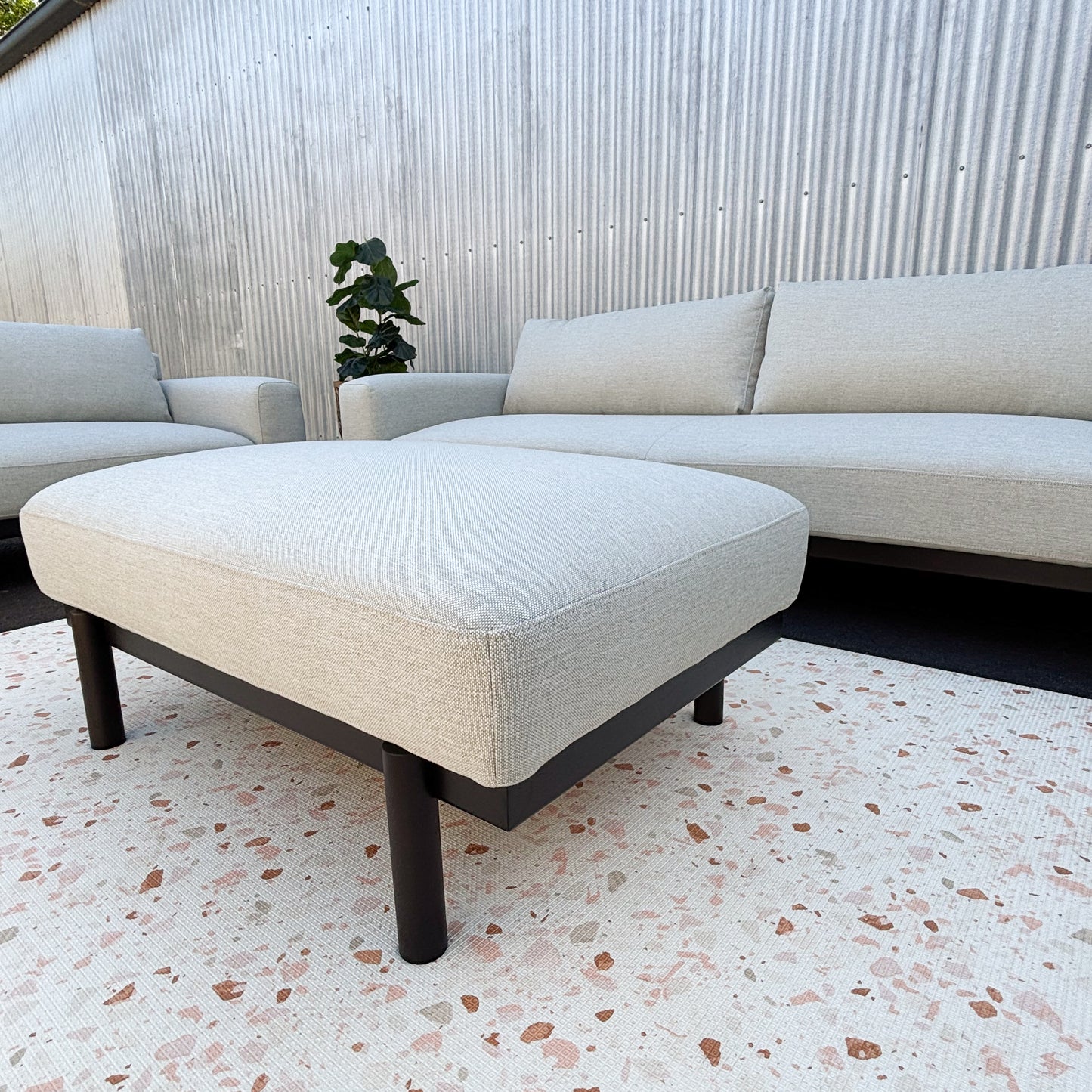 Sempre Oat Lounge Suite
