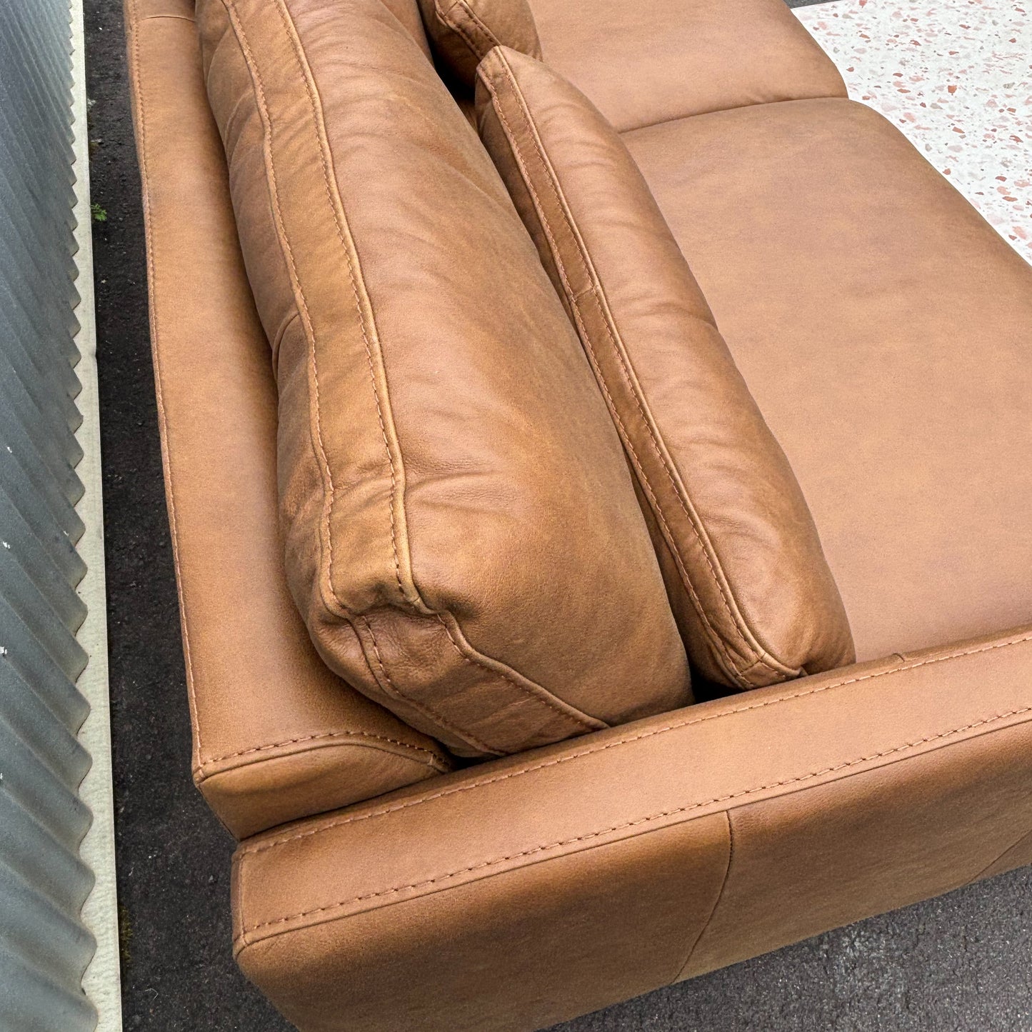 Big Barberina Tan Leather 2.5 Seater Lounge