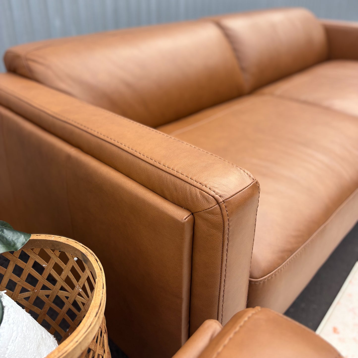 Hugo Leather 3 & 2 Seater Lounge Suite