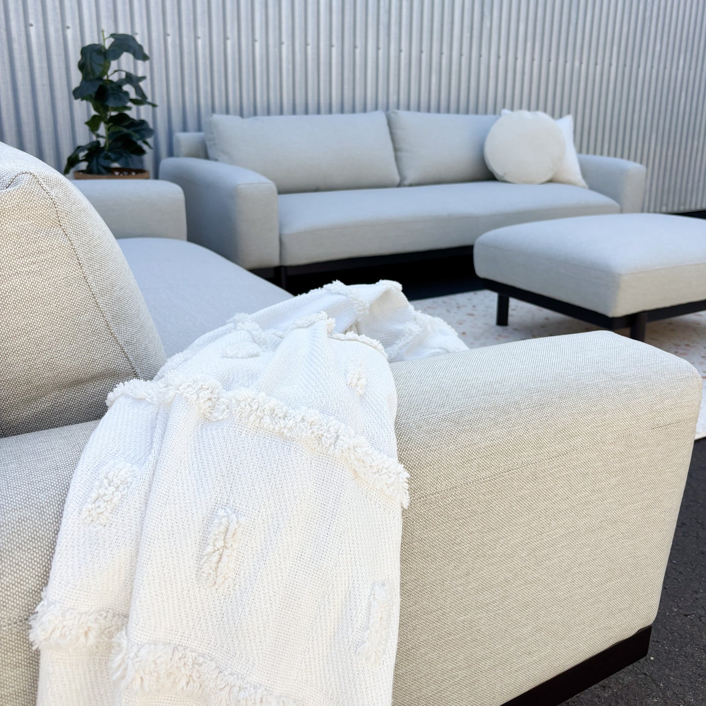 Sempre Oat Lounge Suite